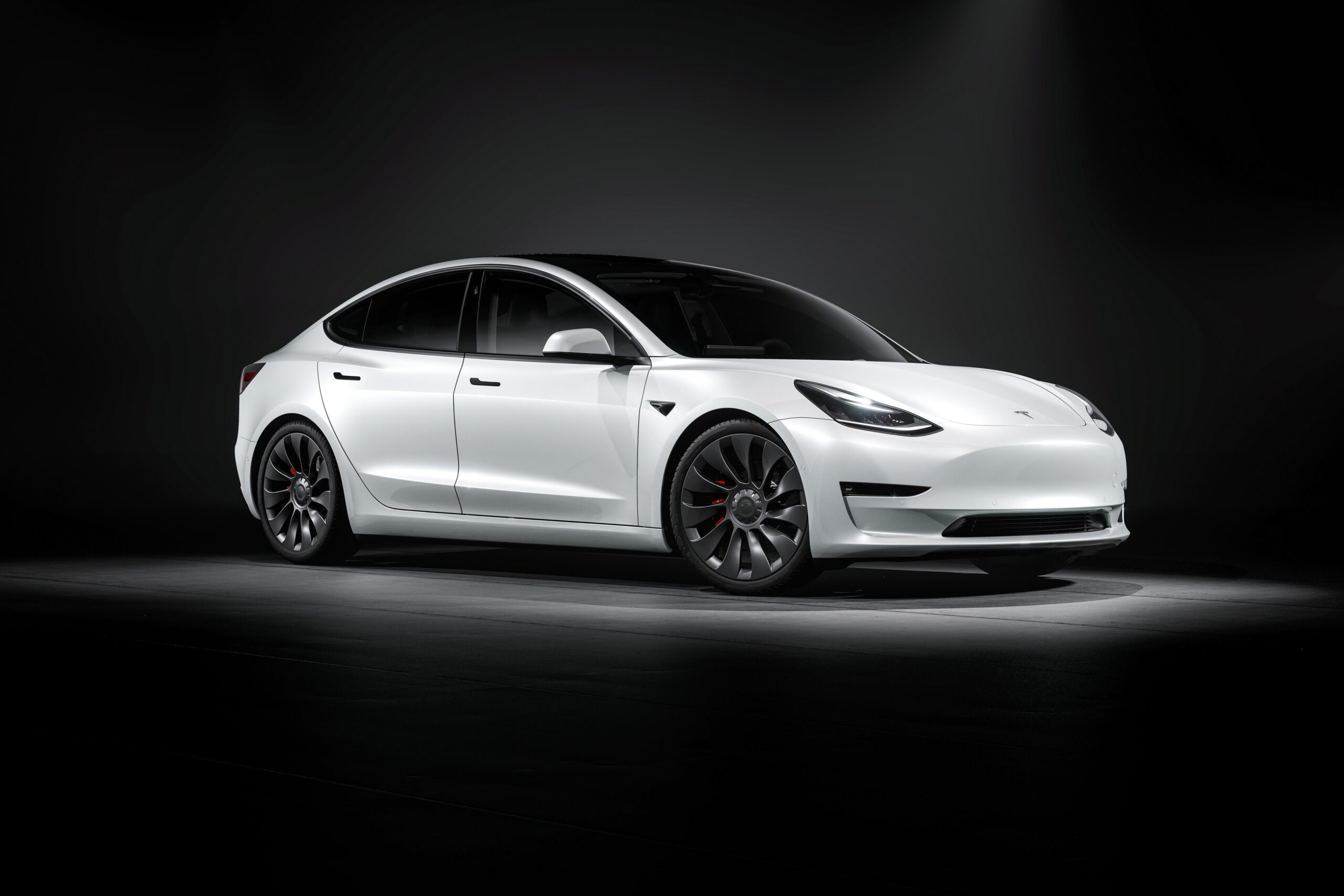 Tesla Cuts Model 3 And Y Lease Prices To $329 And $399 A Month
